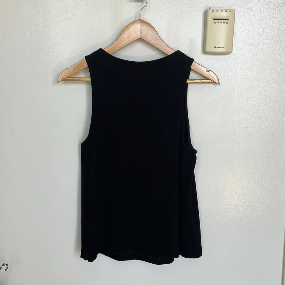 Club Monaco Shell Tank - Small - Picture 2 of 8
